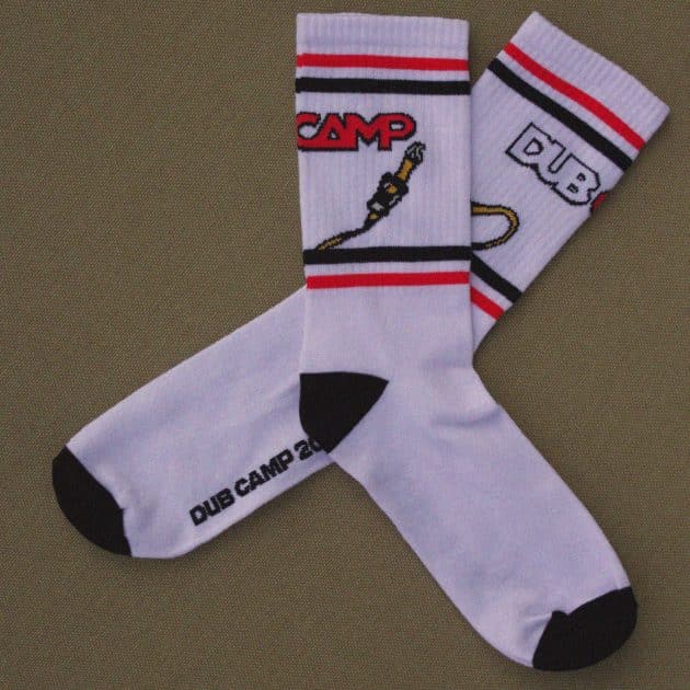 Paire de chaussettes blanches du Dub Camp 2026